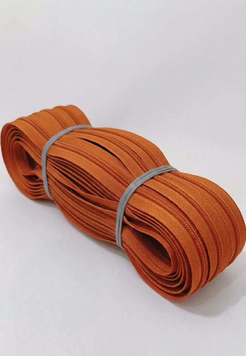 Zip (Chain-5 no.)- royal brown (pack of 5 meter)