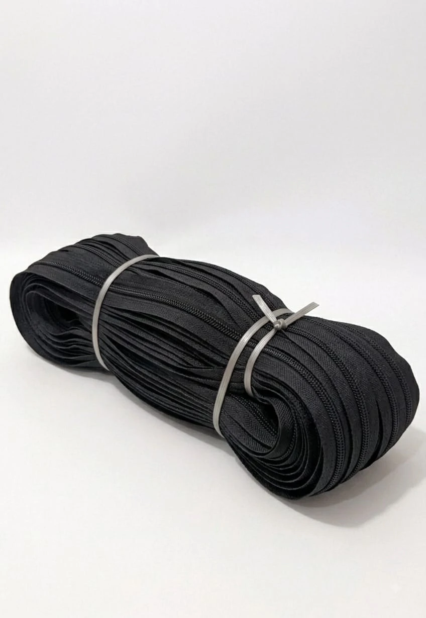 Zip (Chain-5 no.)- black (pack of 5 meter)
