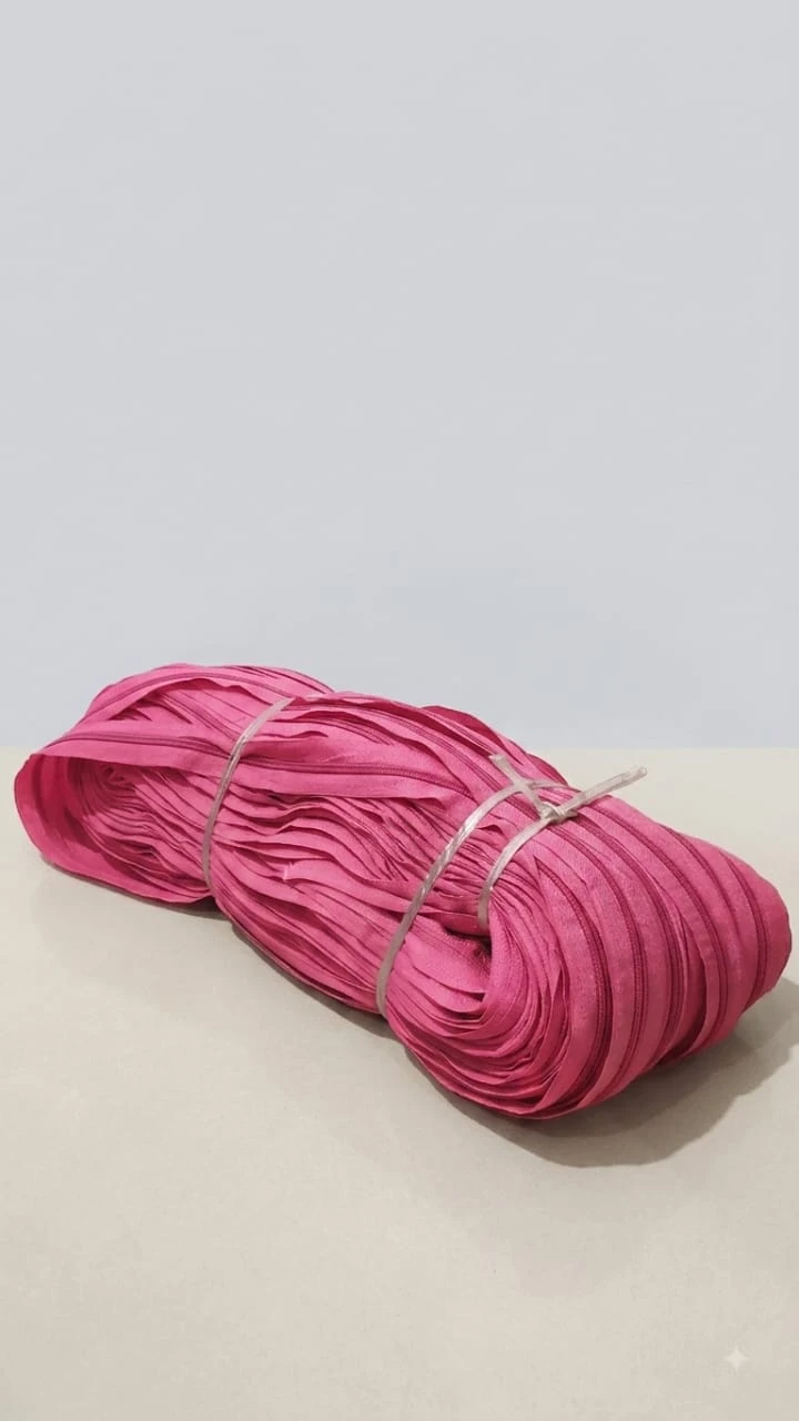 Zip (Chain-5 no.)- fuchsia pink (pack of 5 meter)
