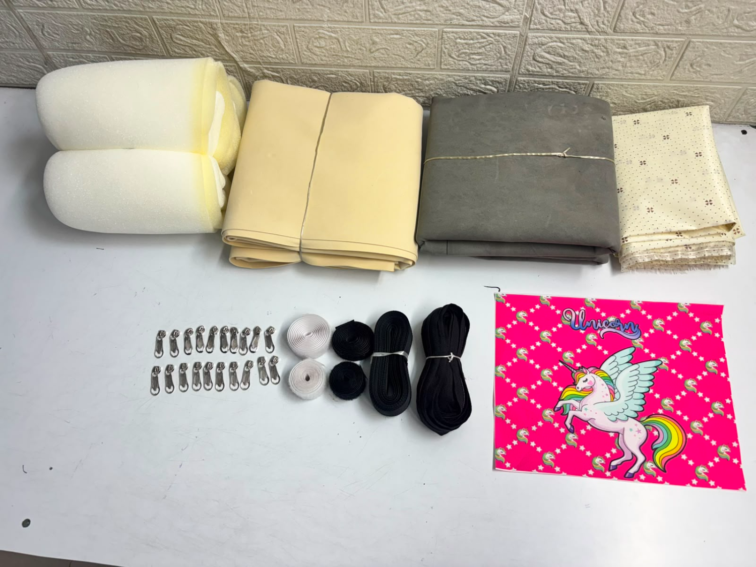 Welcome Kit – Customized Bag Materials Kit (Pack of 10 Items)